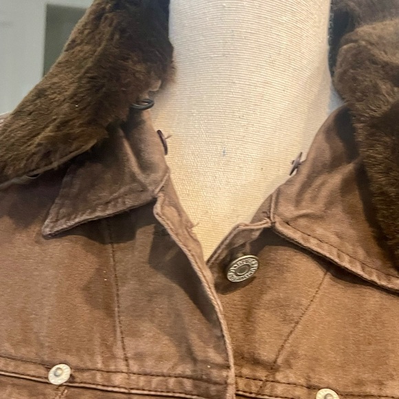 NWOT, David Bitton BUFFALO brown denim dress with removable fur collar - Picture 5 of 6